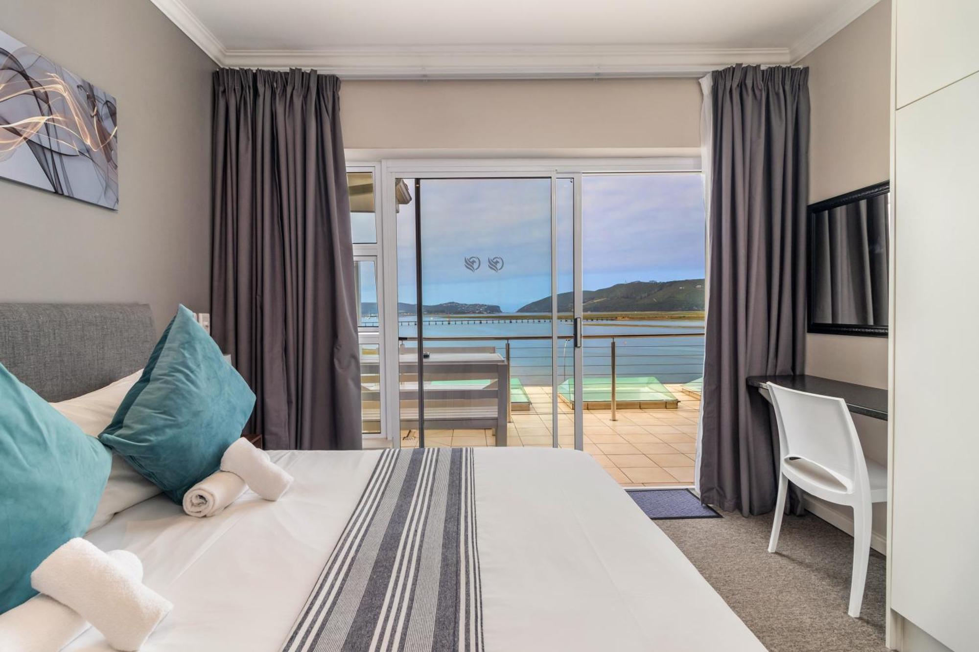 Phoenix Lodge And Waterside Accommodation Knysna Eksteriør billede
